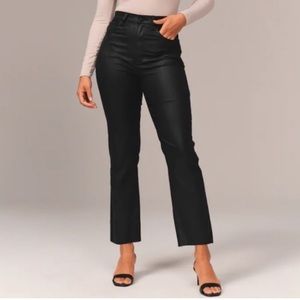 Abercrombie Curve Love Ultra High Rise Straight Jeans